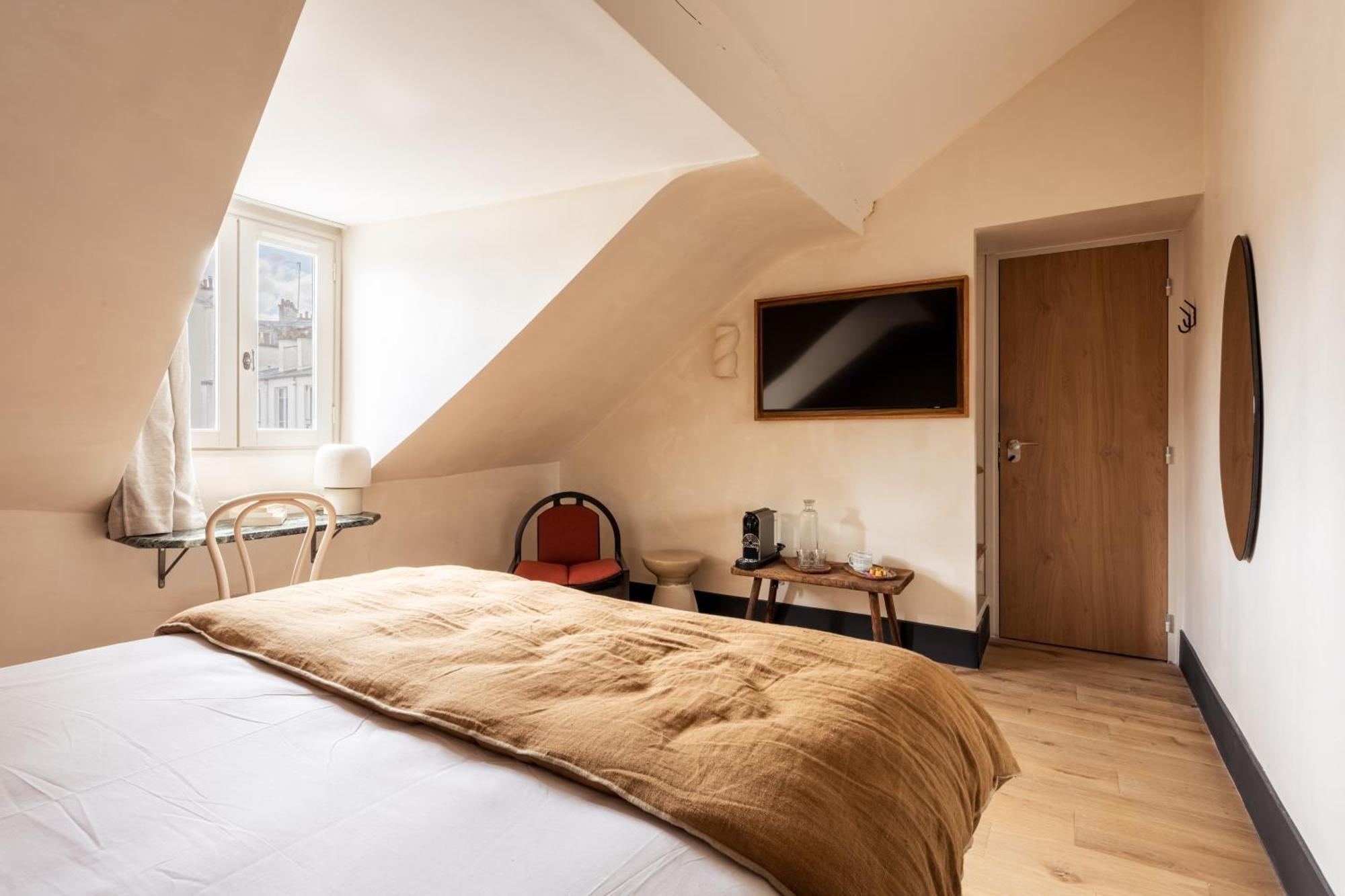 De La Gaîté 3* Paris
