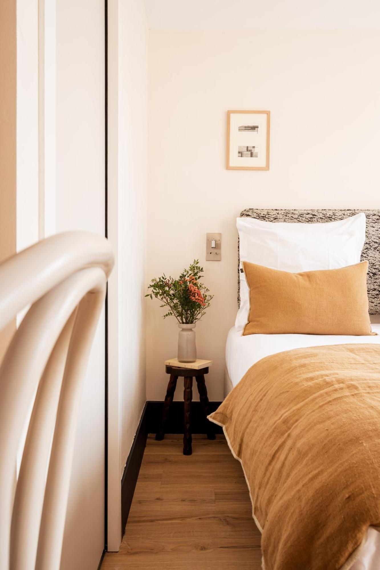 De La Gaîté Hotel Paris