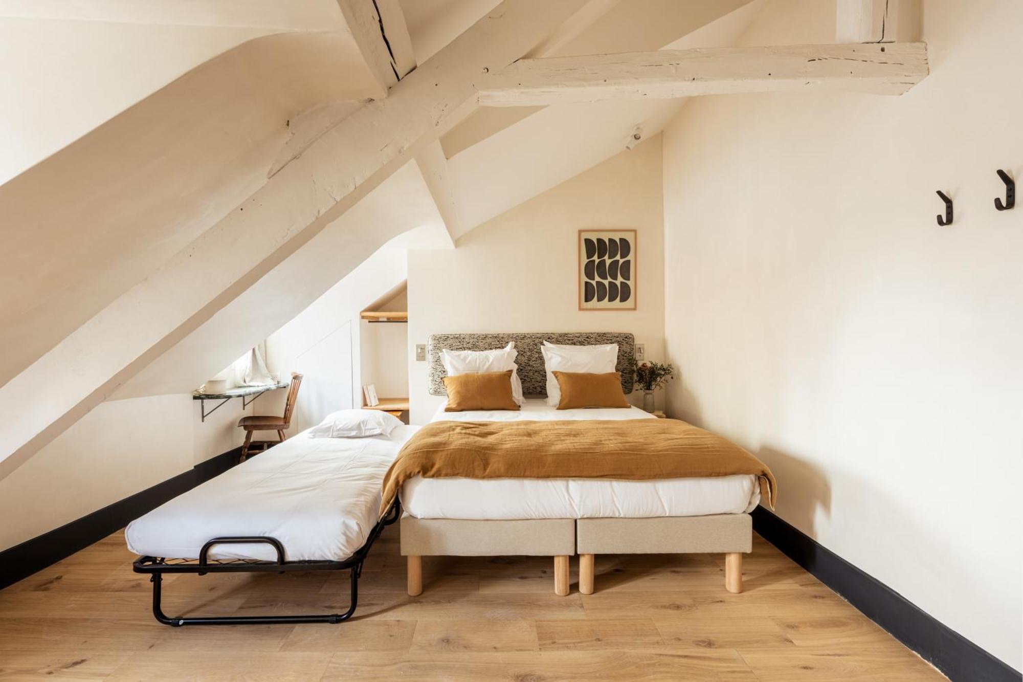 Hotel De La Gaîté Paris